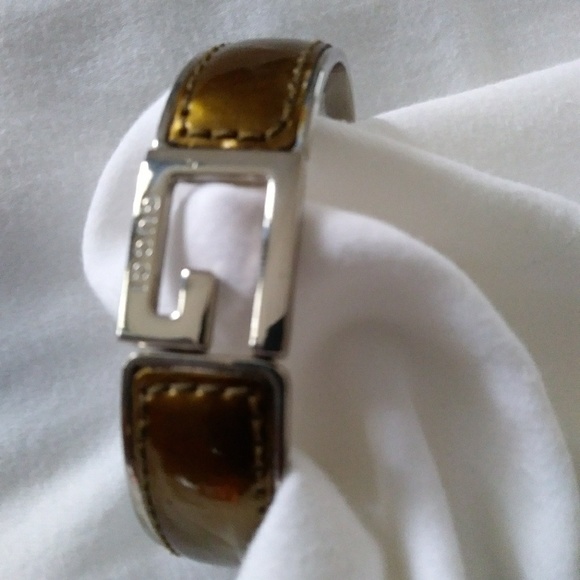 Gucci Bracelet - Picture 2 of 6